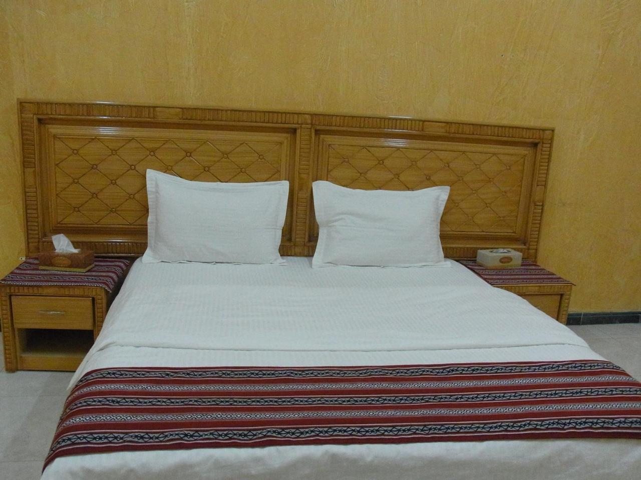 Al Ghazlan Hotel Sinaw Ruddah Екстер'єр фото